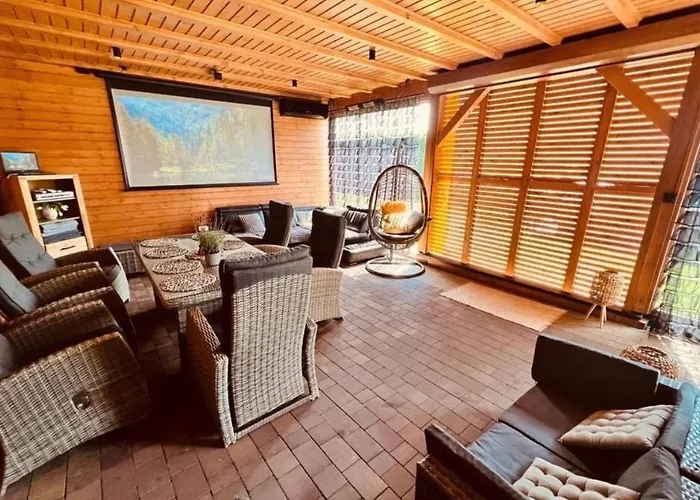 Deluxe Dom Z Sauna I Jacuzzi W Otoczeniu Gor, Lasu I Jeziora Lodygowice